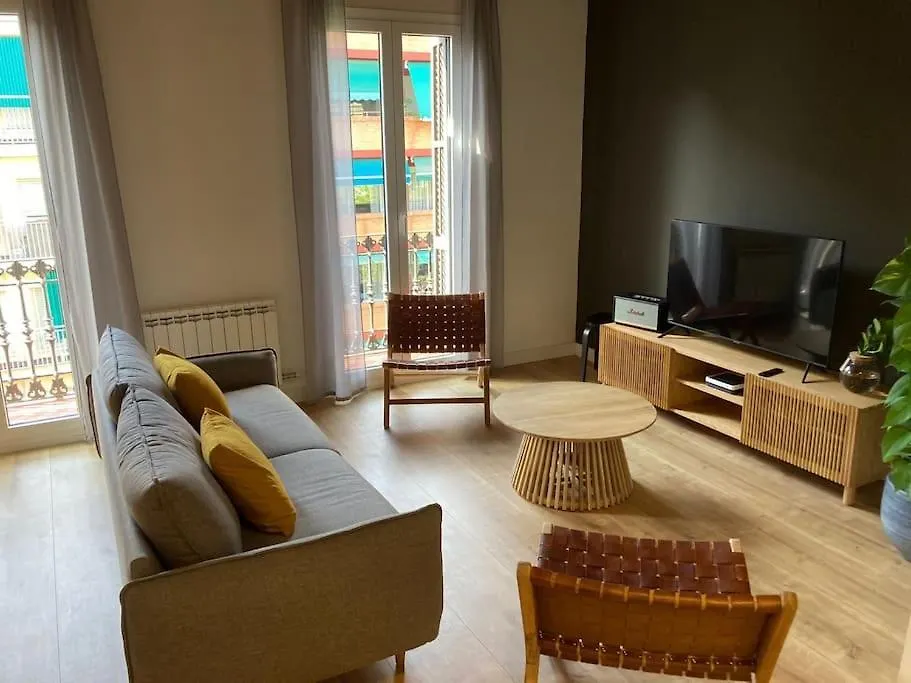 Canela Homes Barcelona Style Apartment