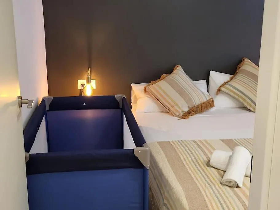 Canela Homes Barcelona Style Apartment