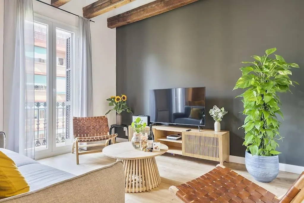 Canela Homes Barcelona Style Apartment