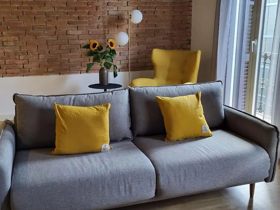 Canela Homes Barcelona Style Apartment