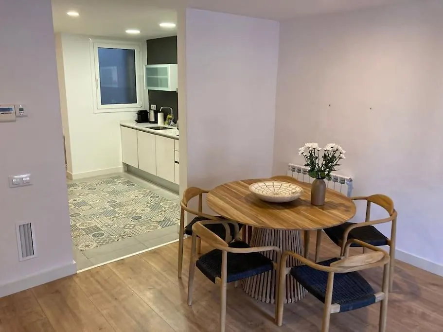Canela Homes Barcelona Style Apartment